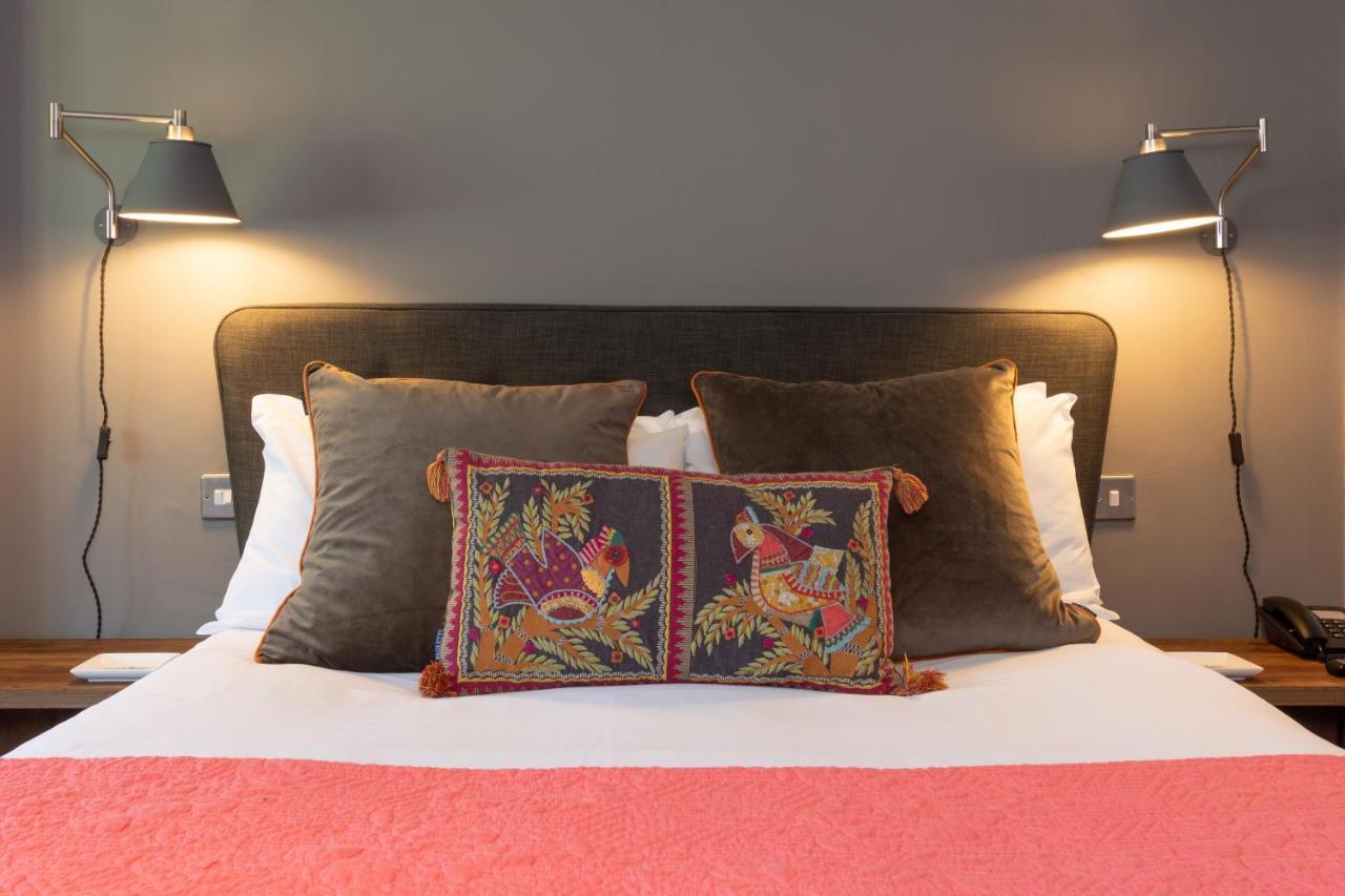 Jersey Arms Hotel Bicester Eksteriør bilde