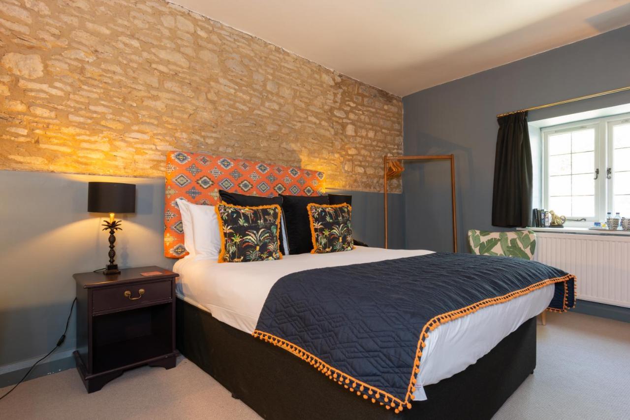 Jersey Arms Hotel Bicester Eksteriør bilde