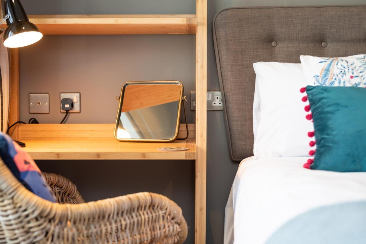 Jersey Arms Hotel Bicester Eksteriør bilde