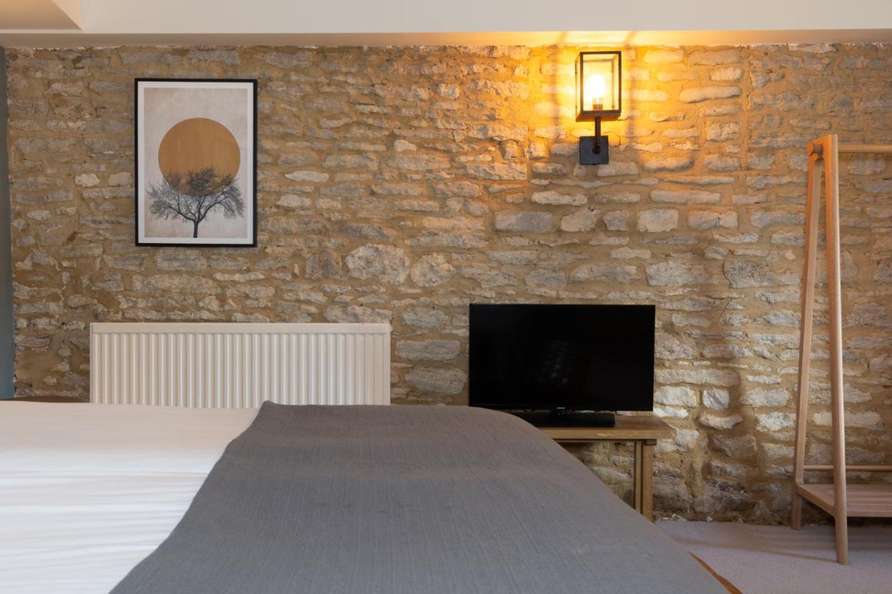 Jersey Arms Hotel Bicester Eksteriør bilde