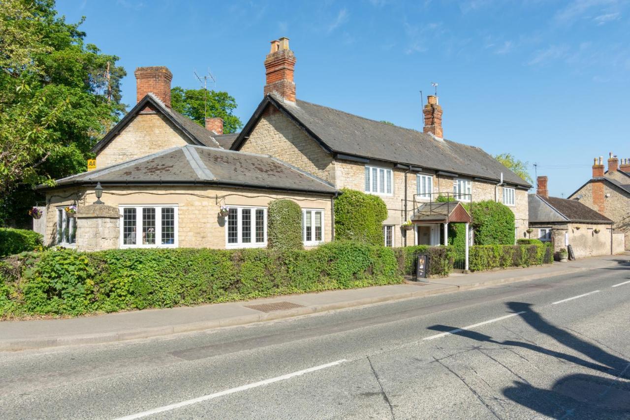 Jersey Arms Hotel Bicester Eksteriør bilde