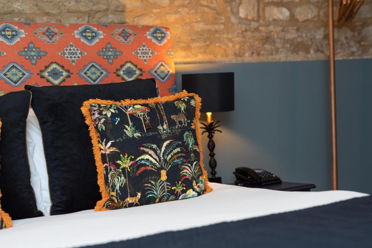 Jersey Arms Hotel Bicester Eksteriør bilde