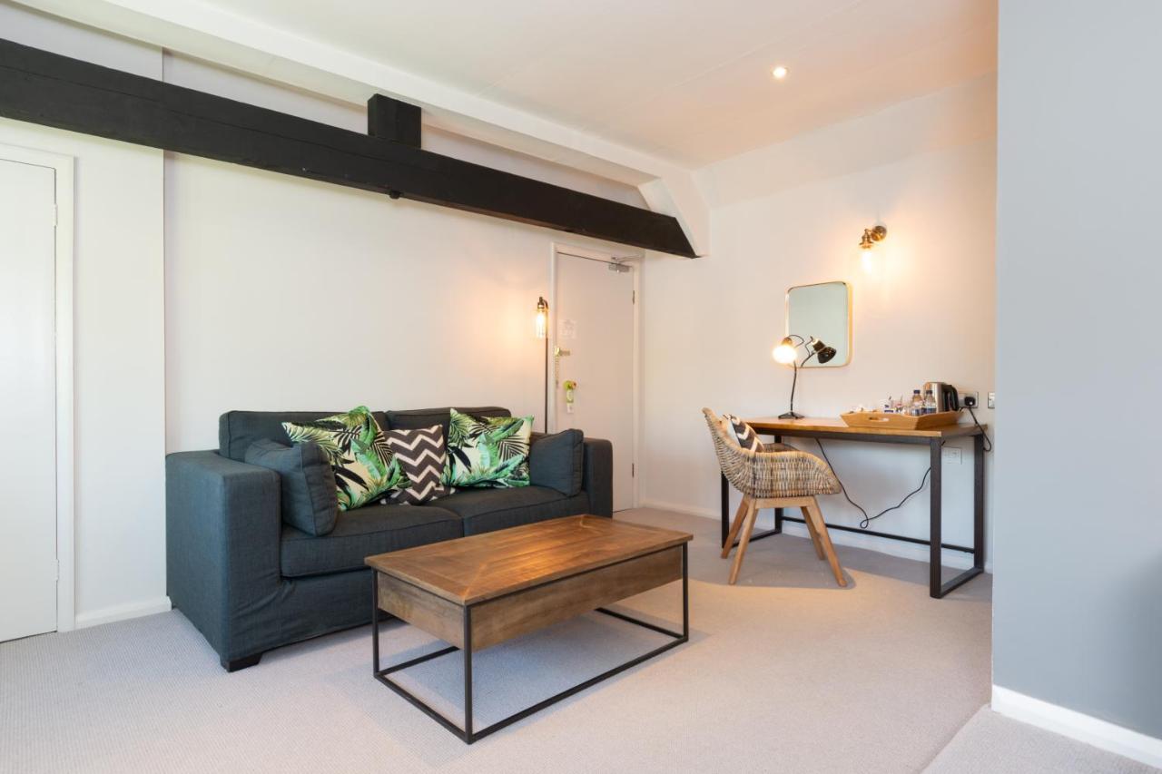 Jersey Arms Hotel Bicester Eksteriør bilde