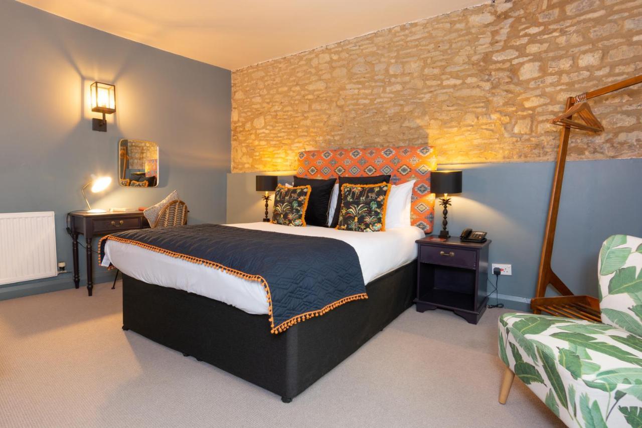 Jersey Arms Hotel Bicester Eksteriør bilde
