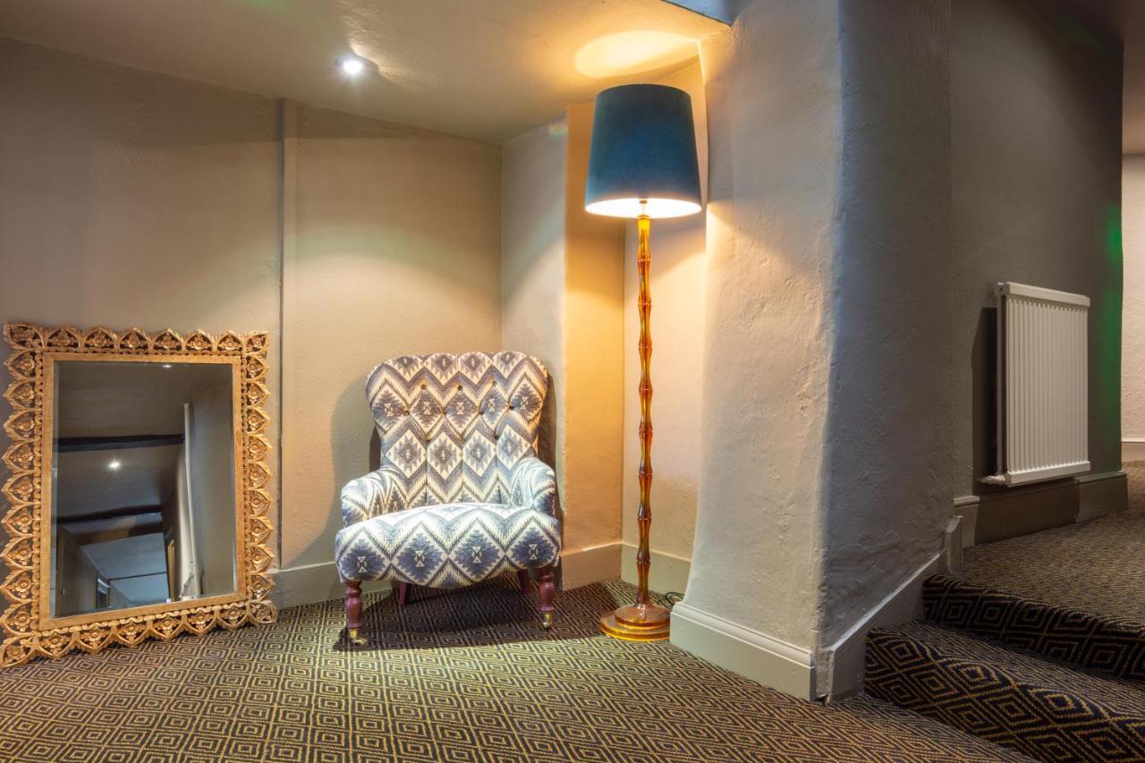 Jersey Arms Hotel Bicester Eksteriør bilde